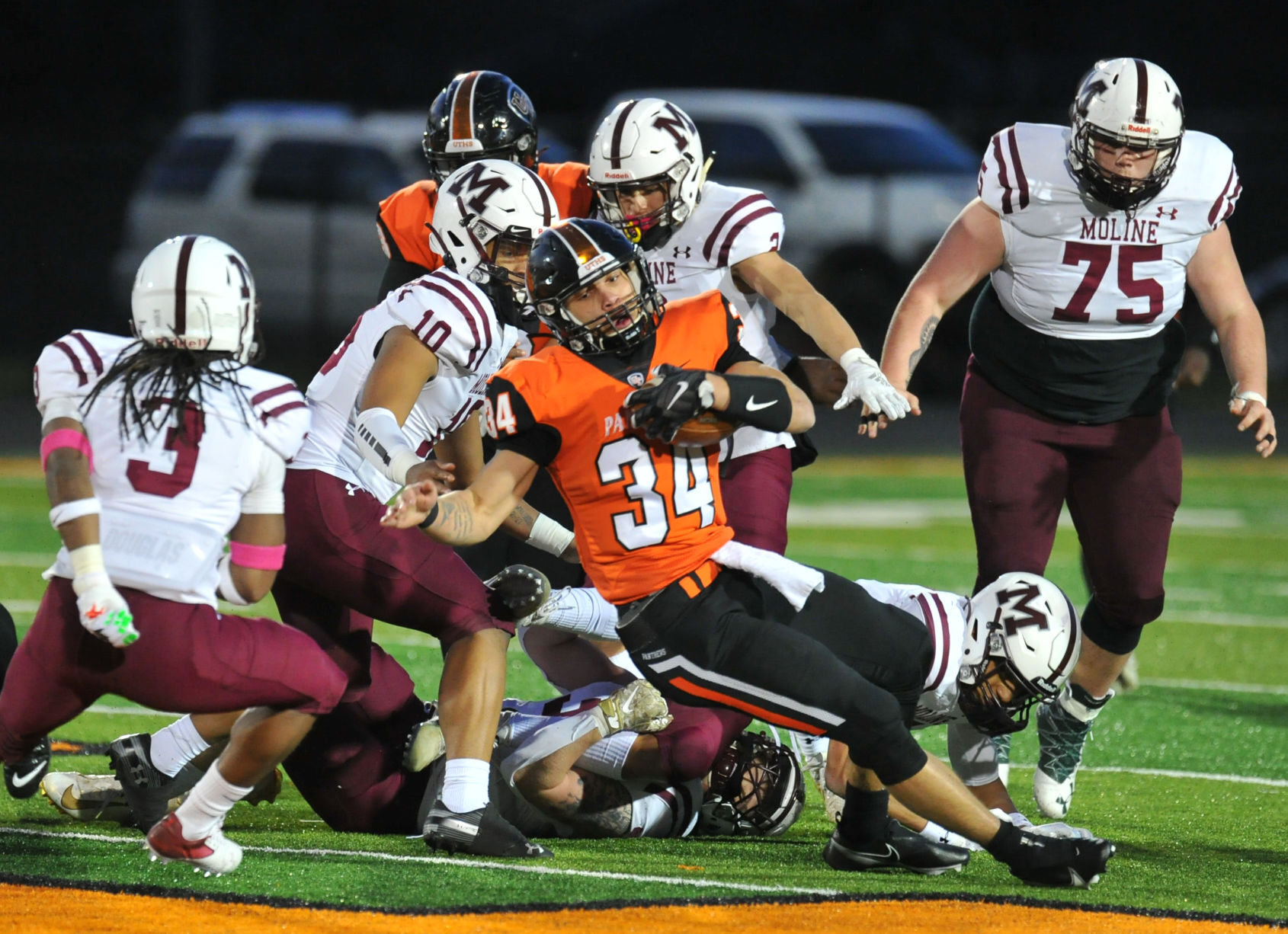 040221-qc-spt-moline-ut fball-100
